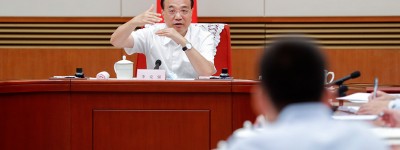 李克强此时开专家企业家座谈会释放什么信号？