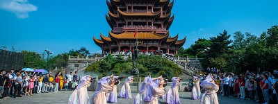 大美中国看活力——来自国庆黄金周的一线观察