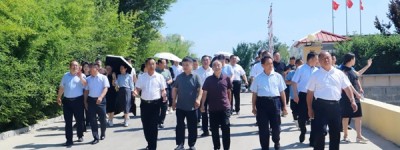 畅叙家乡情谊 共谋融合发展——聊城东昌府区工商联一行走访中天远大餐饮集团
