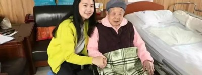 大美女孩小雅