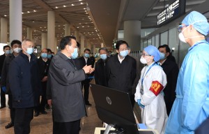 李克强考察首都国际机场和物流企业航空分拨中心