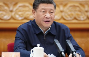 习近平出席决战决胜脱贫攻坚座谈会并发表重要讲话