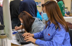 “秒批”新企业 呵护“困难户”——吉林省助企见闻