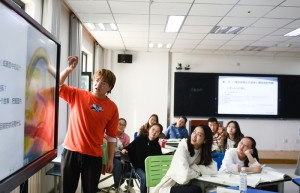 全国部分省市教育援青十年落实项目260余项