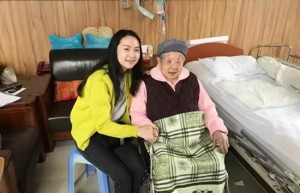 大美女孩小雅